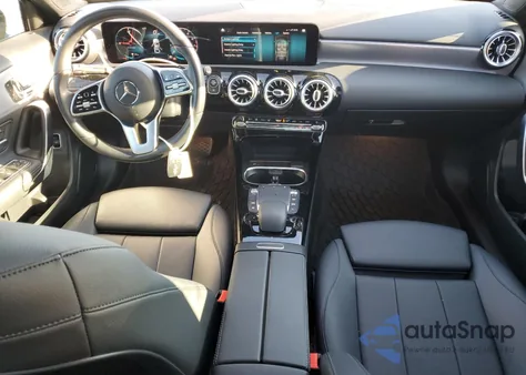 2021 Mercedes-Benz A 220 z USA, uszkodzony, nr VIN W1K3G4EBXMJ259708